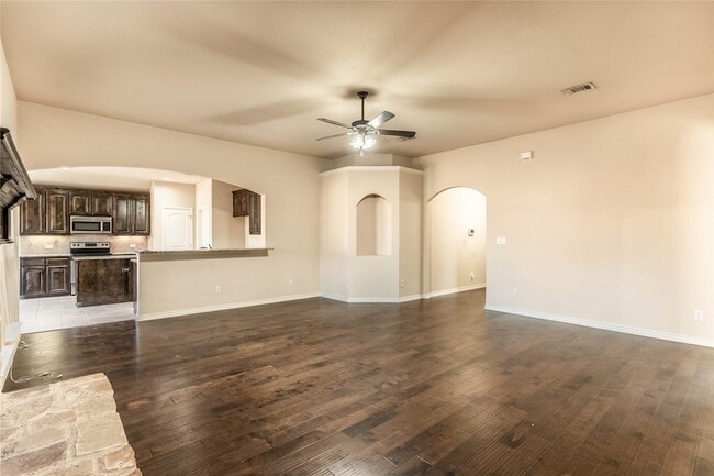 Building Photo - 116 Acadia Ln