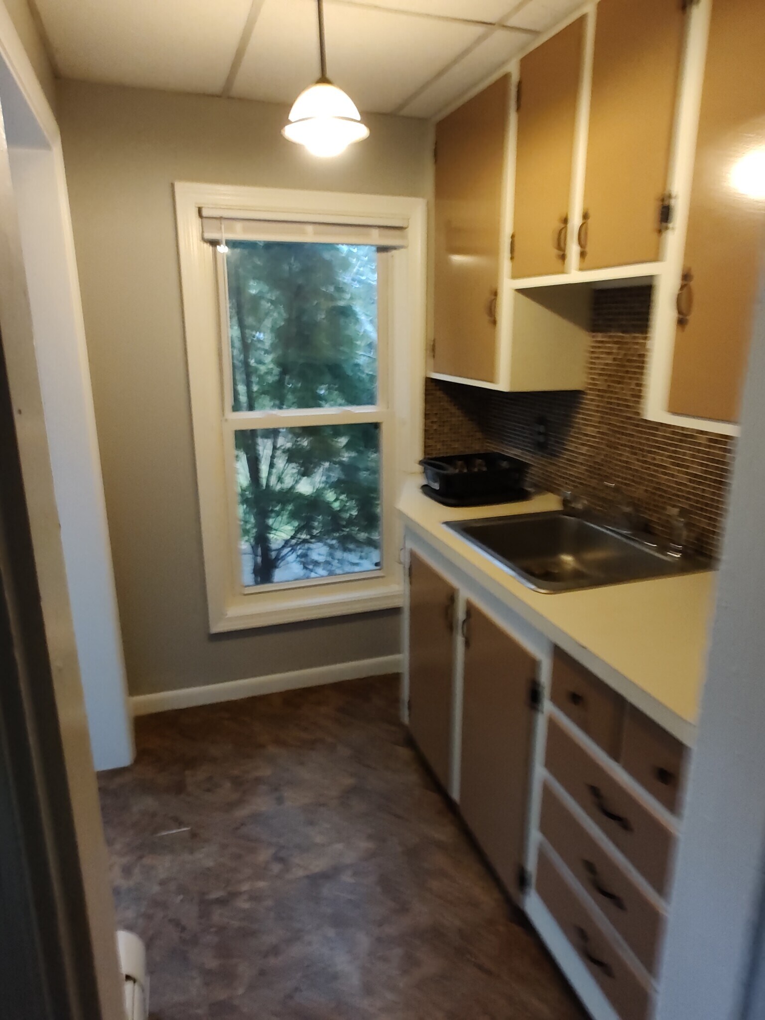 Building Photo - 59 Old River Rd