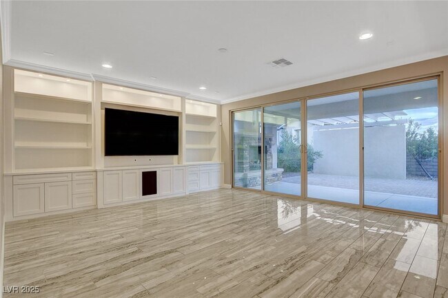 Building Photo - 12217 Nasino Ave