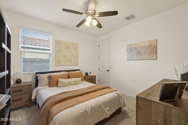 Building Photo - 36810 N Camarillo Dr