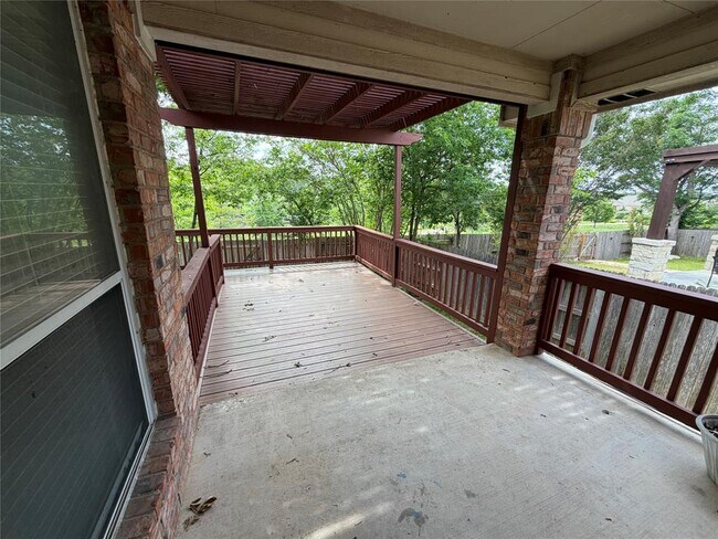 Building Photo - 8413 Sea Ash Cir