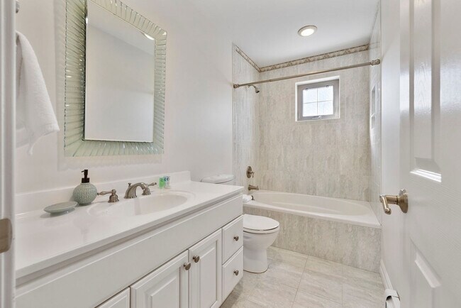 Building Photo - 45 Conklingtown Rd