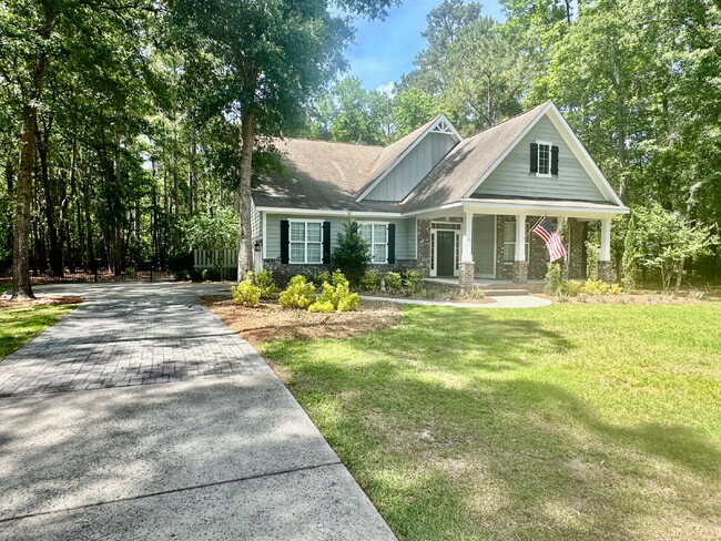 Building Photo - Stunning Four Bedroom Low Country Home in ...