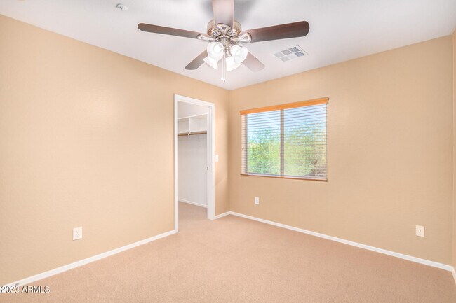 Building Photo - 11932 W El Cortez Pl
