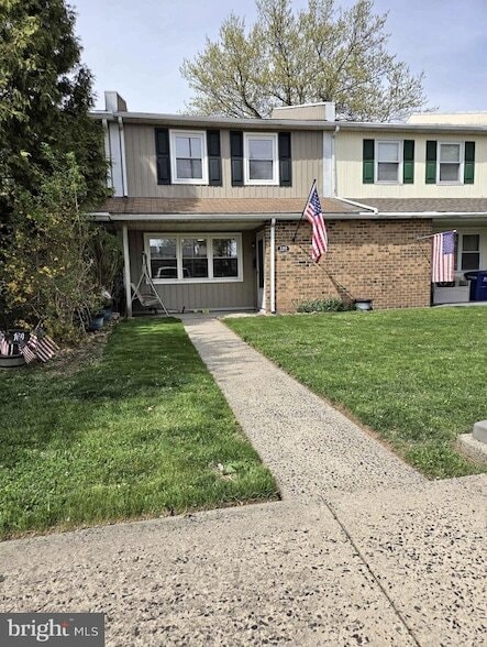 Building Photo - 159 Forsythia Ct