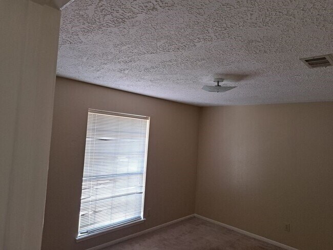 Building Photo - 14211 Torrey Vista Dr