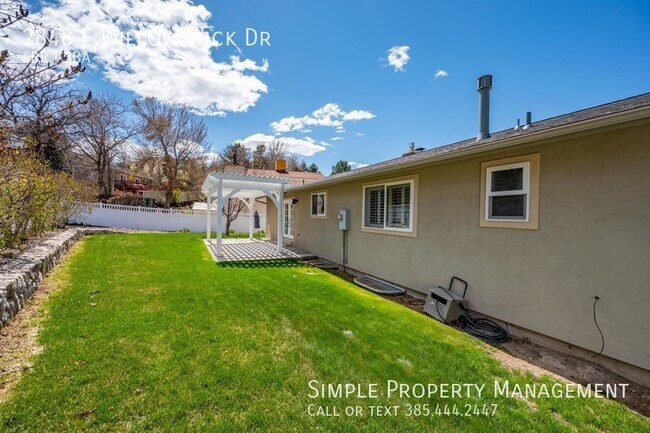 Building Photo - 2848 Willow Wick Dr