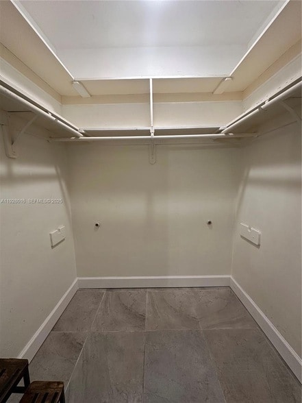 Building Photo - 349 Mahogany Dr