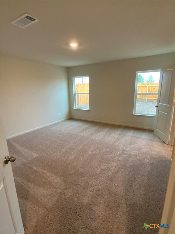 Building Photo - 208 Allington Cir