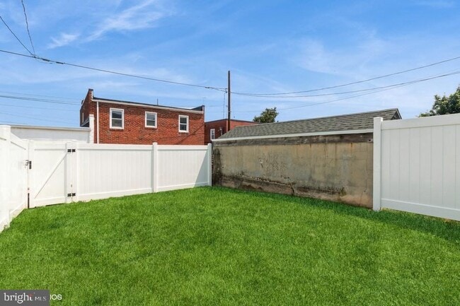 Building Photo - 23 E Rambo St