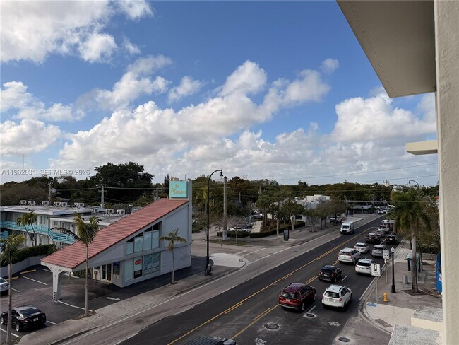 Building Photo - 6701 Biscayne Blvd