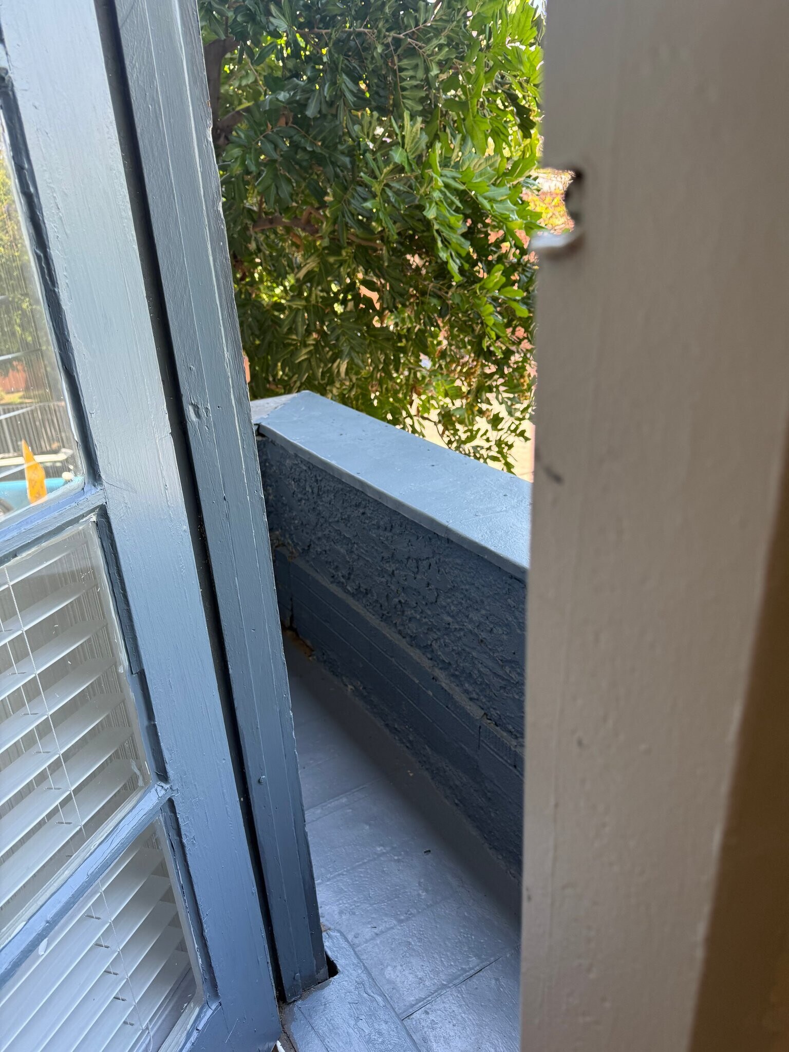 Building Photo - 1114 N Poinsettia Pl