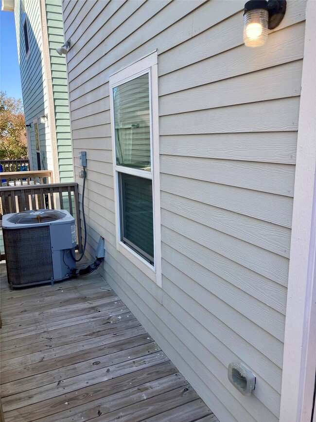 Building Photo - 4505 P