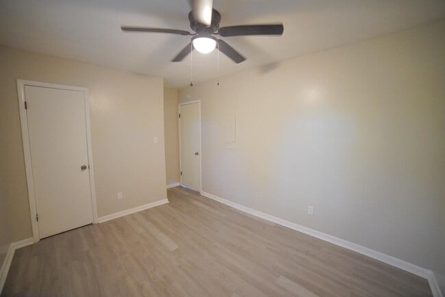 Building Photo - 1726 Hartsfield Rd