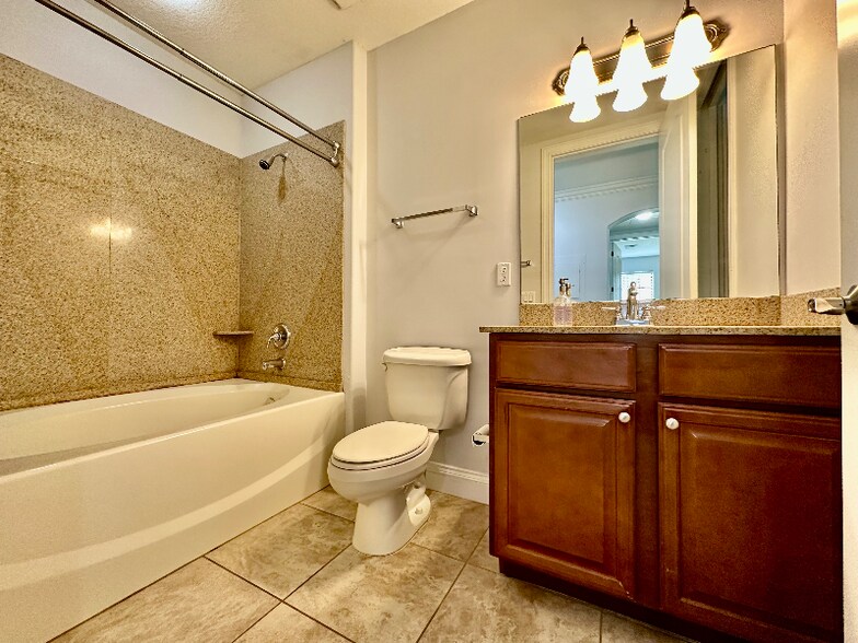 Building Photo - 1334 Corso Palermo Ct