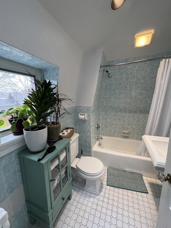 Building Photo - 19 Chester St