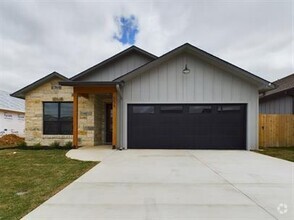 Building Photo - 3-Bed, 2-Bath Home in Fredericksburg