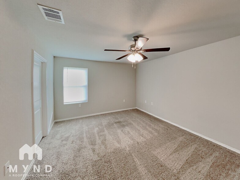 Building Photo - 7119 Cozy Run