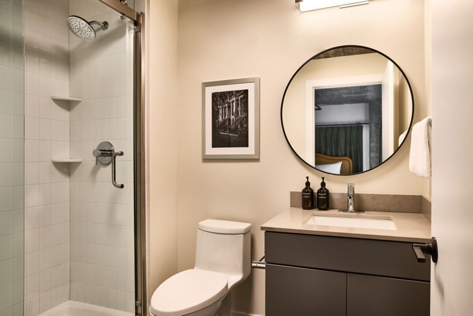 Building Photo - 6 Zubly St