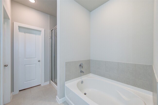 Building Photo - 20807 Shawbrook Dr