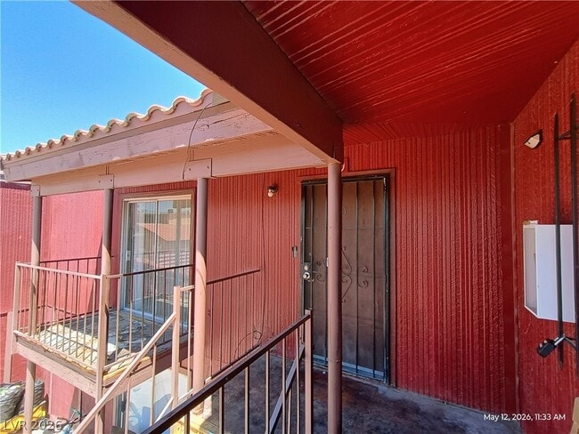 Building Photo - 3655 Kolendo Ct