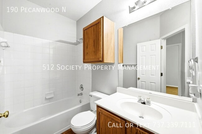 Building Photo - 190 Pecanwood N