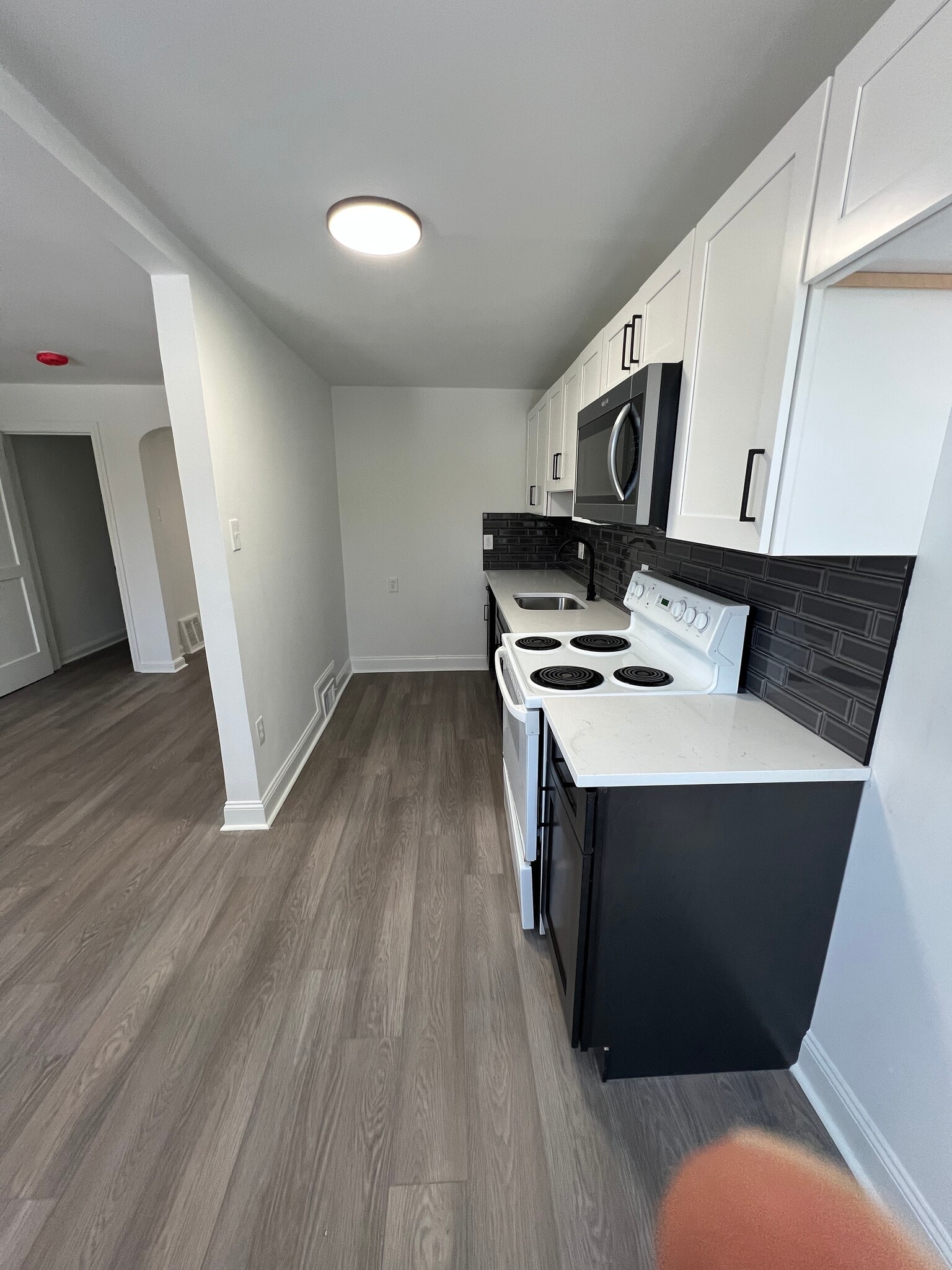 Building Photo - 363 W 22nd St