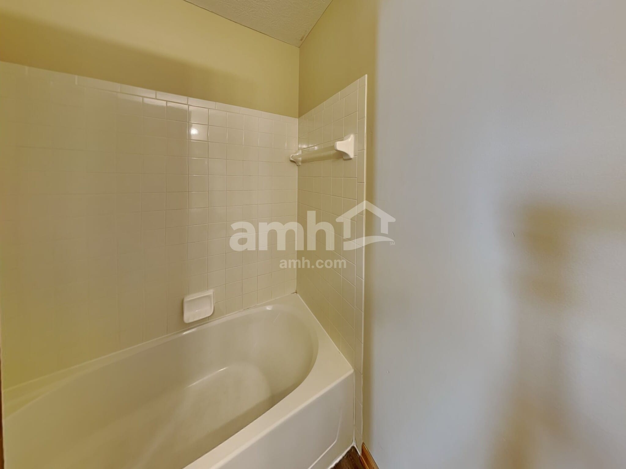 Building Photo - 1162 McNeil Dr