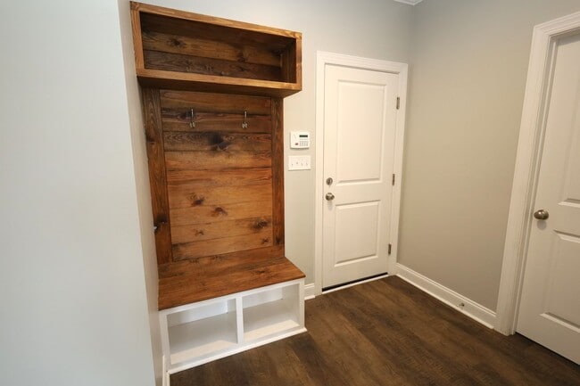 Building Photo - 121 Floyd Mcneal Dr