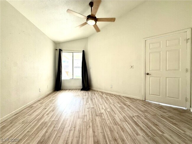 Building Photo - 6717 Silvery Ave