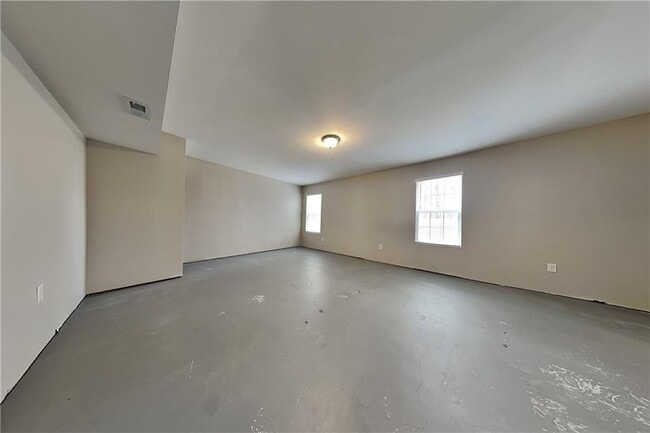 Building Photo - 405 Aristocrat Dr SW