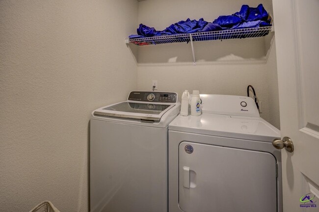 Building Photo - 3294 Bridgewood Dr