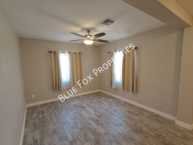 Building Photo - 619 S Highland Ave