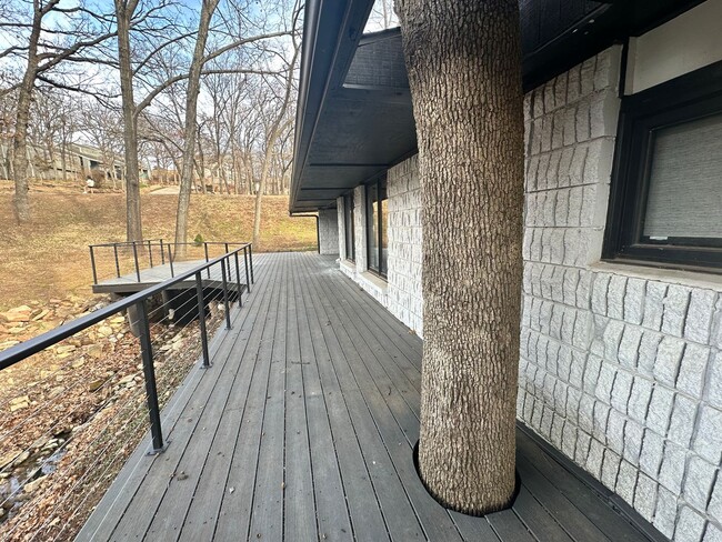 Building Photo - Newly Renovated, 3-Bed Home in South Tulsa