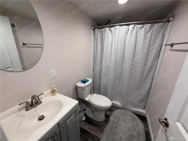 Building Photo - 2418 David Grey Cir