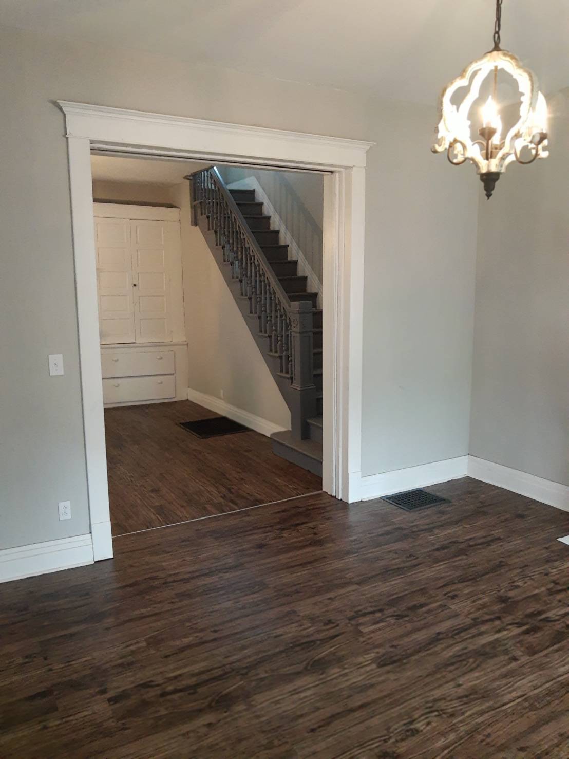 Building Photo - 428 N Zane Hwy