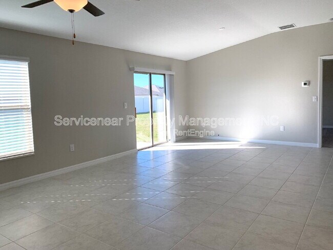 Building Photo - 13611 Wild Ginger St