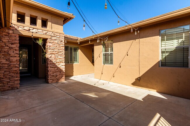 Building Photo - 24008 S Starcrest Dr