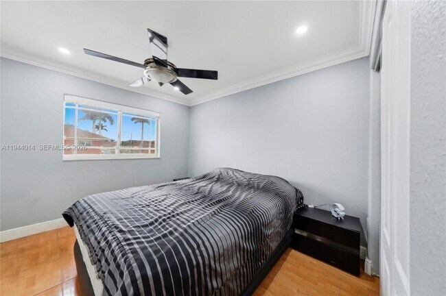 Building Photo - 11025 W Okeechobee Rd