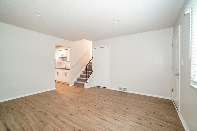 Building Photo - 1719 Ringfield Dr