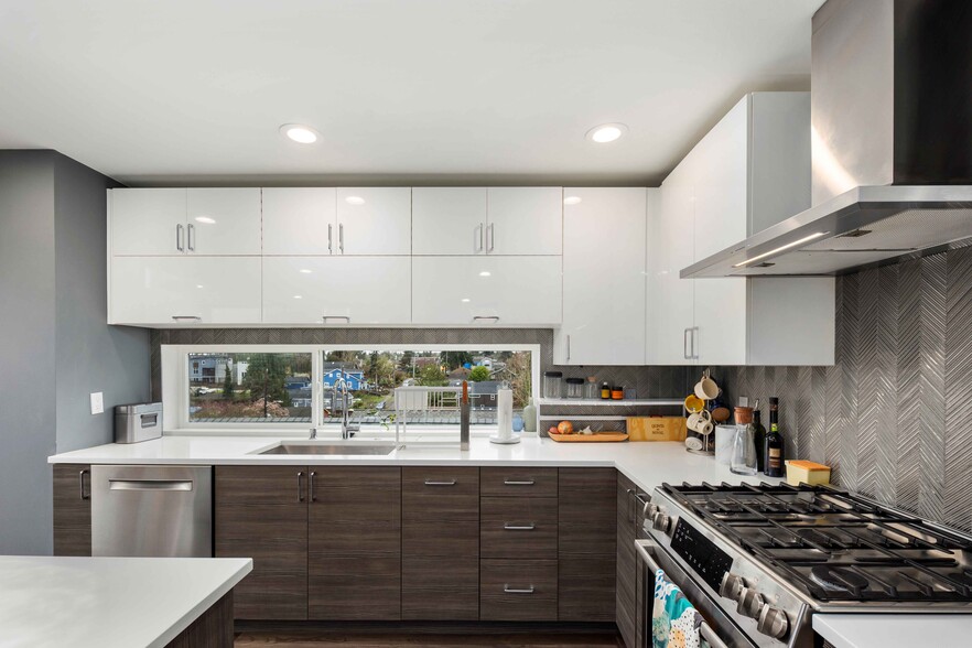 Building Photo - 4726 S Juneau St