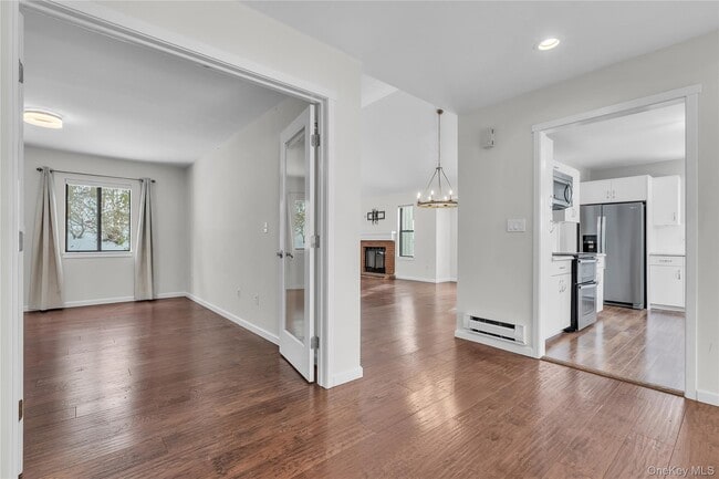 Building Photo - 504 Heritage Hls