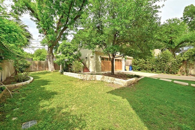 Building Photo - 1708 W 29th St