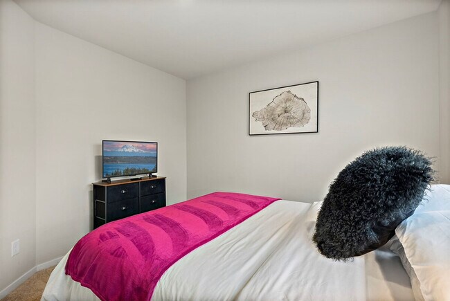 Building Photo - 10715 186th St Ct E