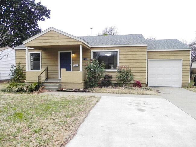 Primary Photo - 4248 S Cincinnati Ave