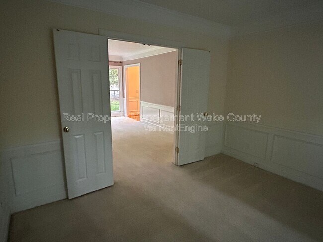 Building Photo - 106 Oak Spring Ct