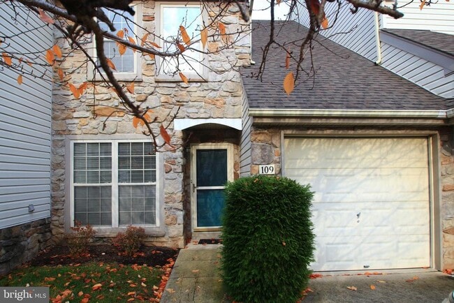 Building Photo - 109 Glennbrook Ct