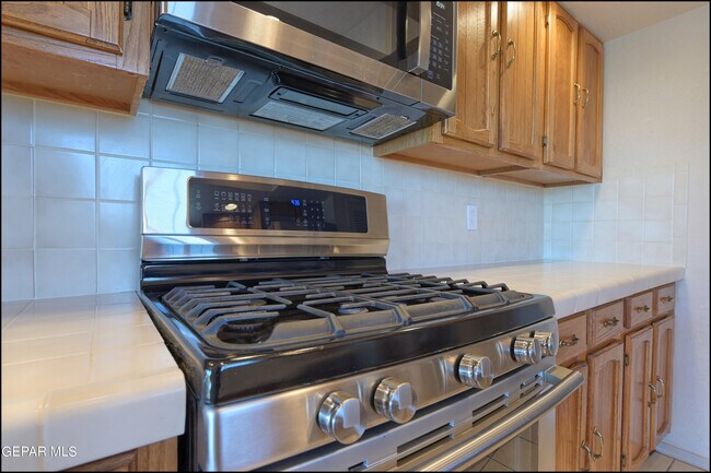 Building Photo - 601 Firedale Ln