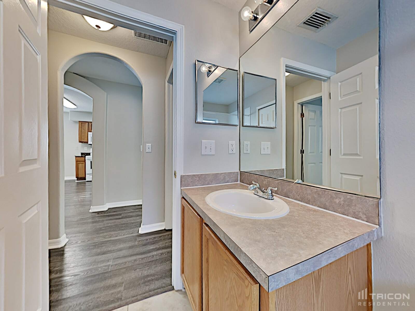 Building Photo - 31420 Triborough Dr