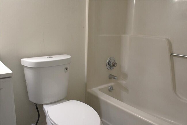 Building Photo - 1235 Sweet Pine Dr